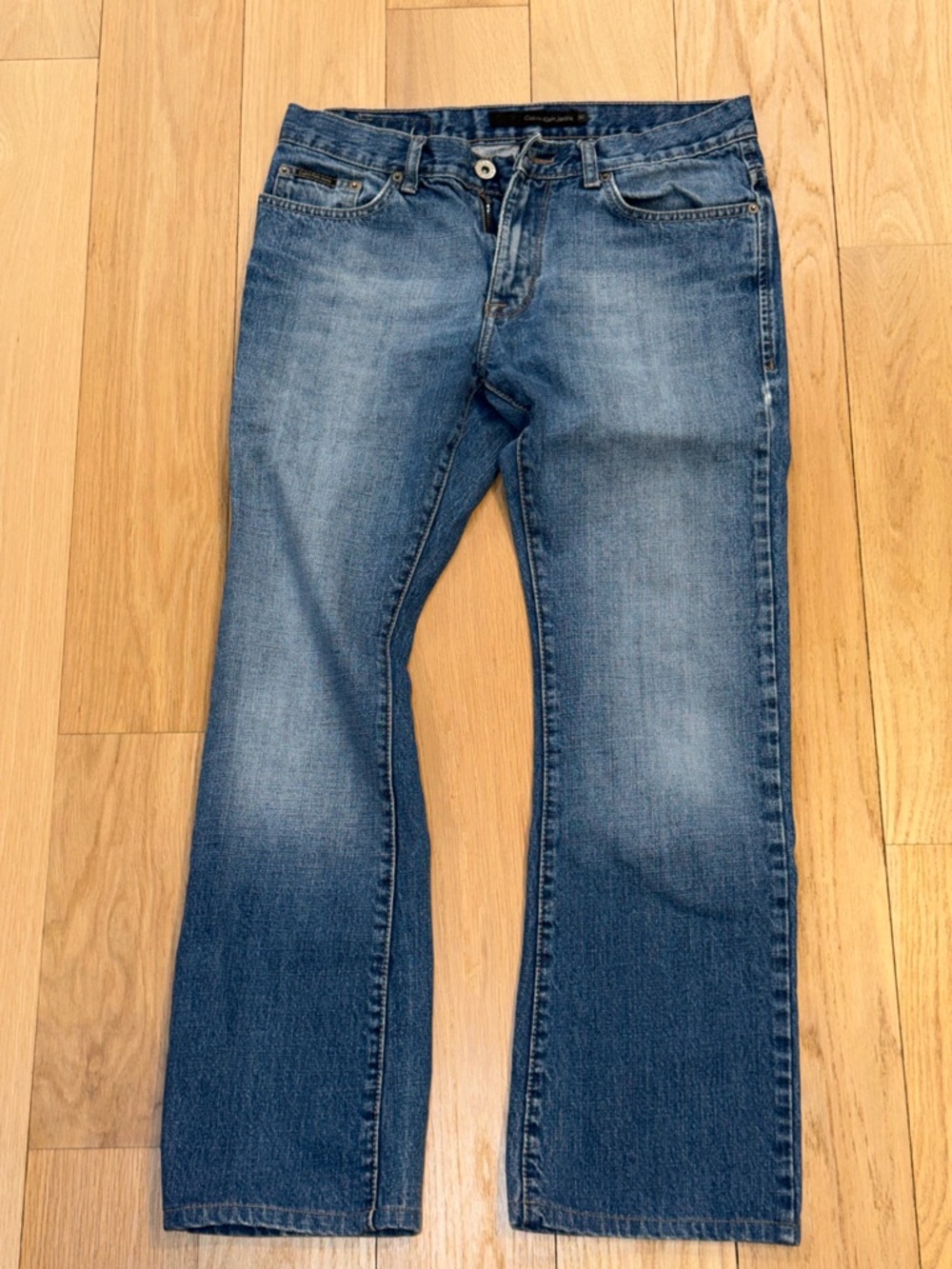 Calvin Klein Men's Blue Denim Jeans Boot Cut Size 30.